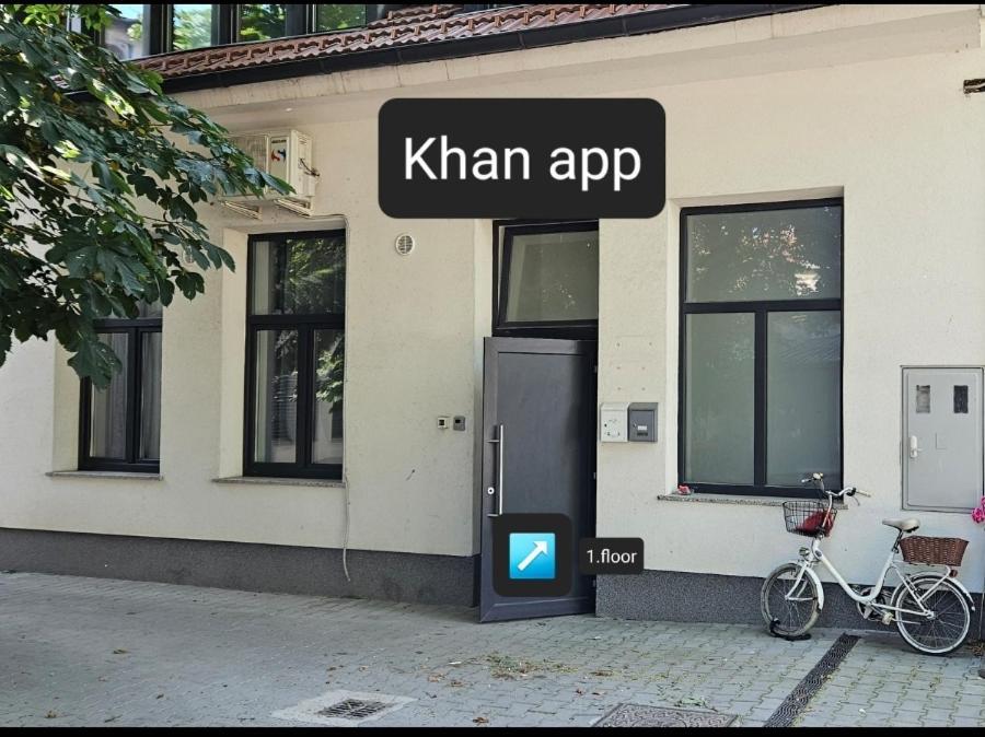 Khan Apartments Lubiana Esterno foto